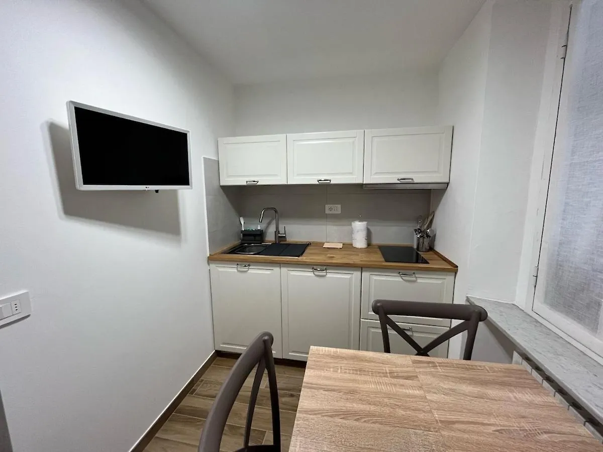 Mini Apartment In Niguarda ミラノ